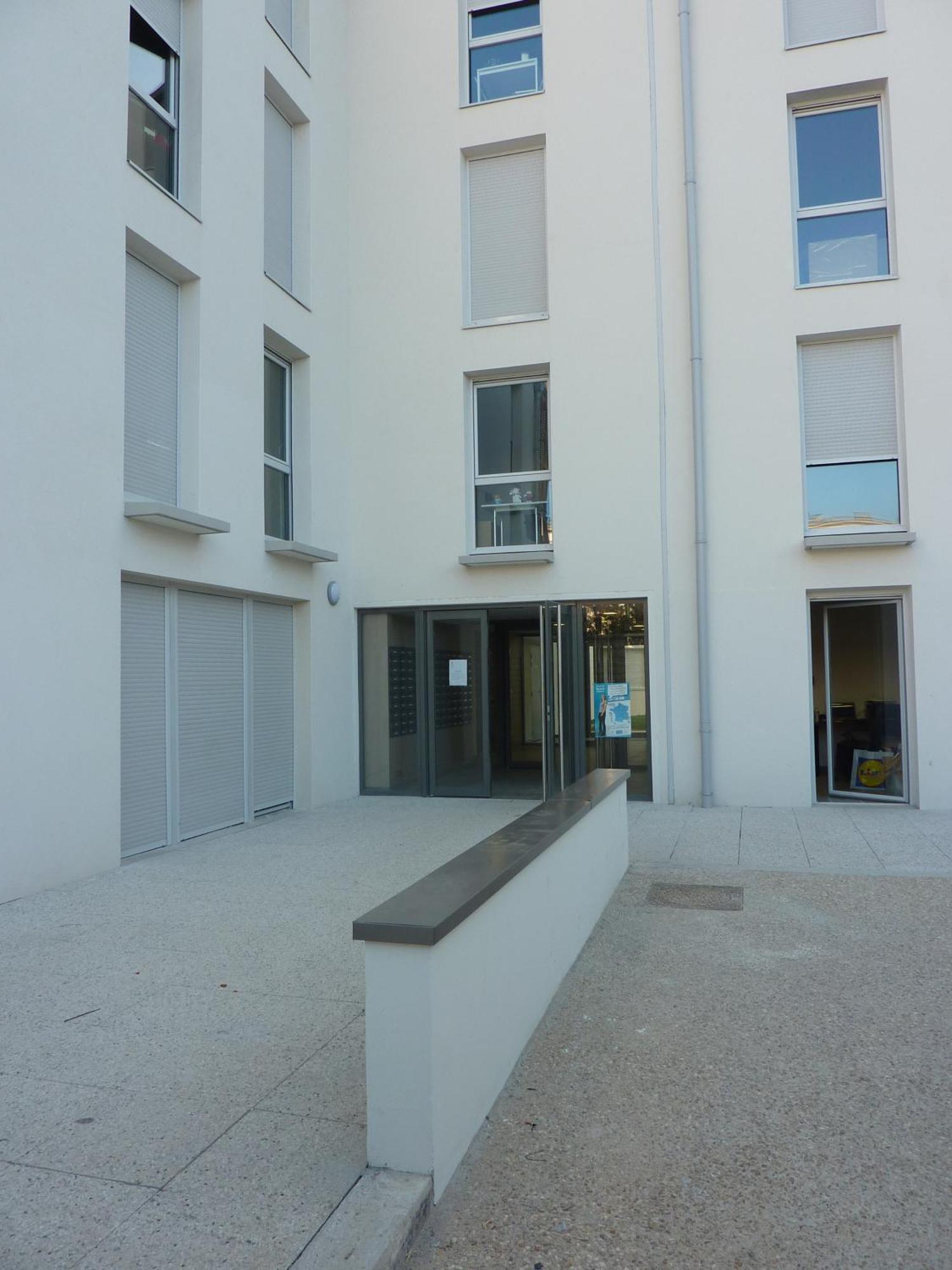 Résidence Hôtelière Laudine Reims Exterior foto
