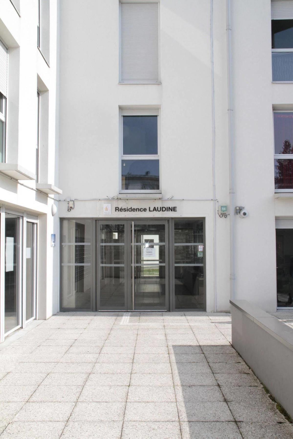 Résidence Hôtelière Laudine Reims Exterior foto