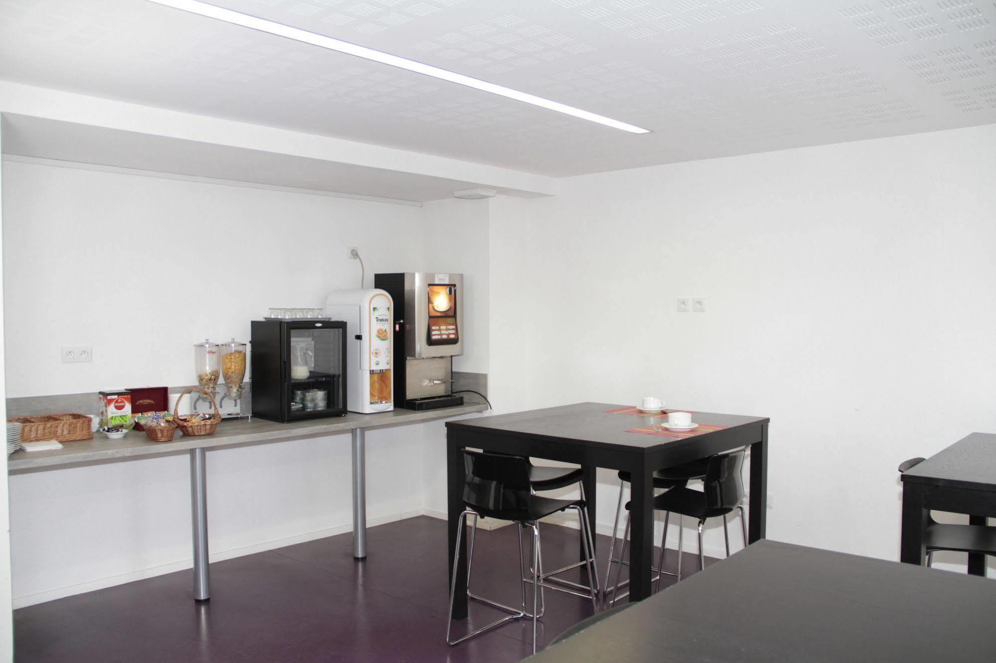 Résidence Hôtelière Laudine Reims Exterior foto